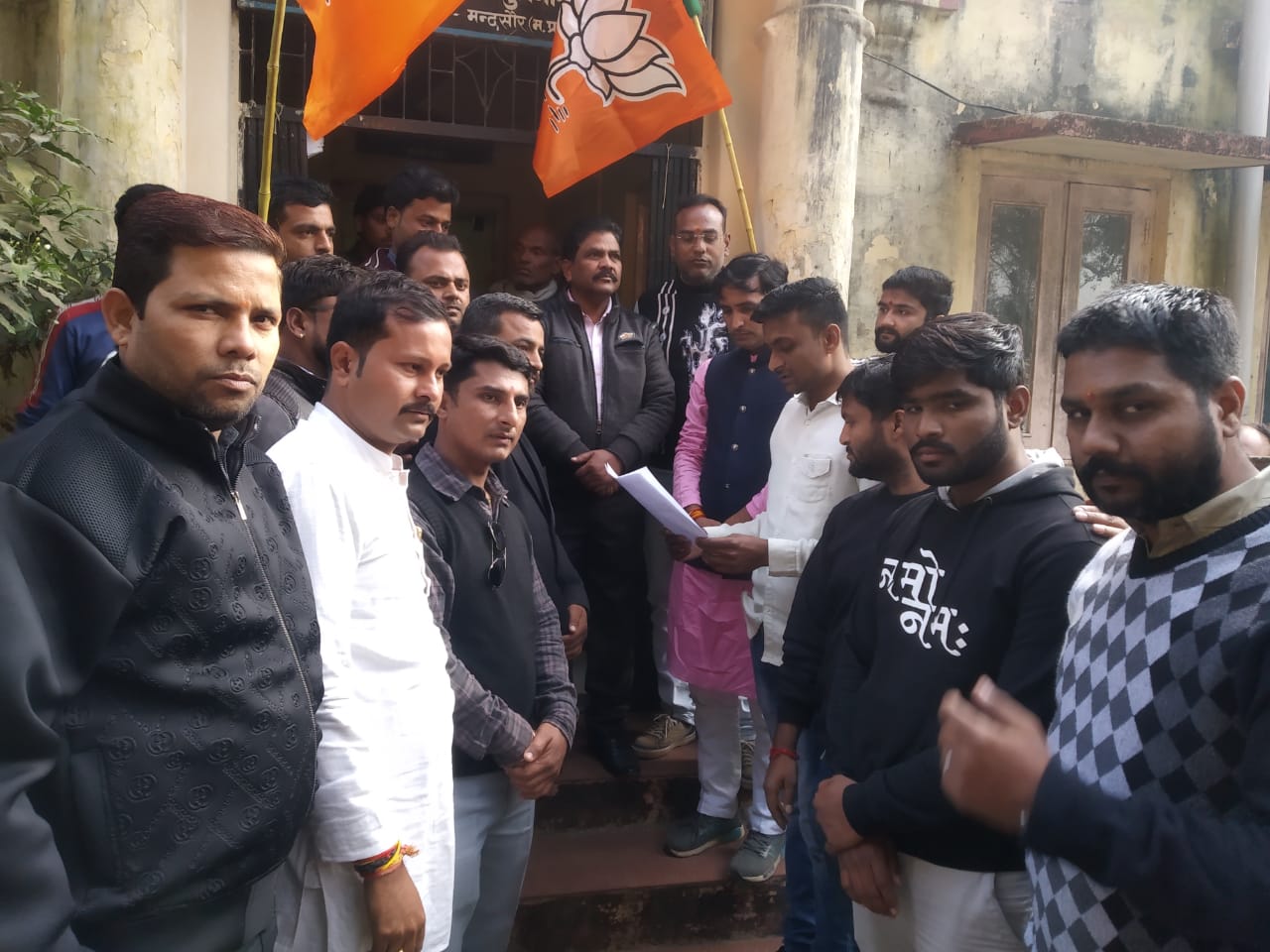 कांग्रेस सरकार की वादाखिलाफी को लेकर युवा मोर्चा ने जिले के सभी मंडलो में दिया ज्ञापन