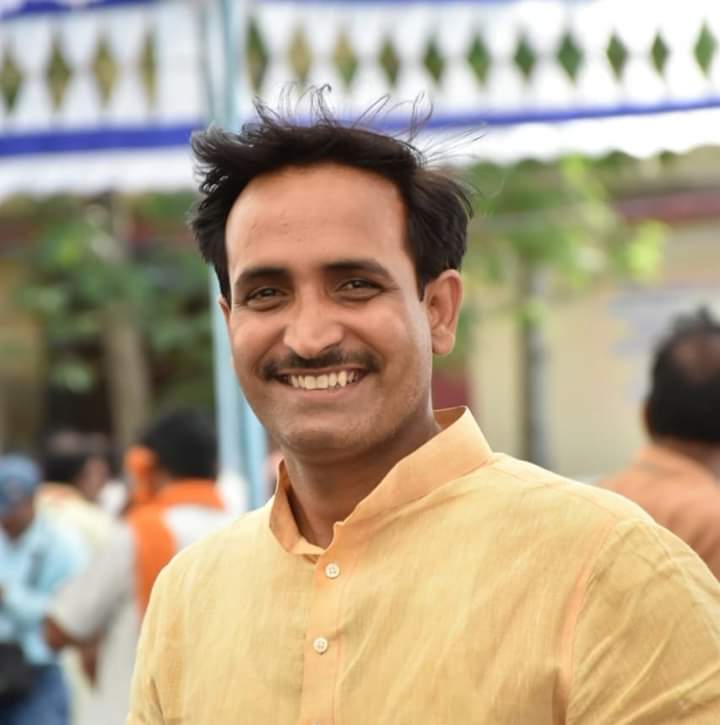 हितेश शुक्ला